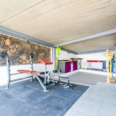 Casa Volcan فيلة Tabayesco