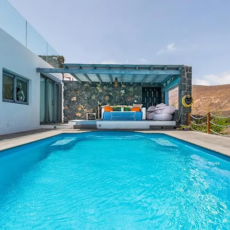 Casa Volcan فيلة
